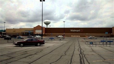 Walmart upper sandusky ohio - Auto Care Center at Sandusky Supercenter Walmart Supercenter #1628 5500 Milan Rd Ste 200, Sandusky, OH 44870 